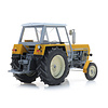 Ursus 1201 tractor geel