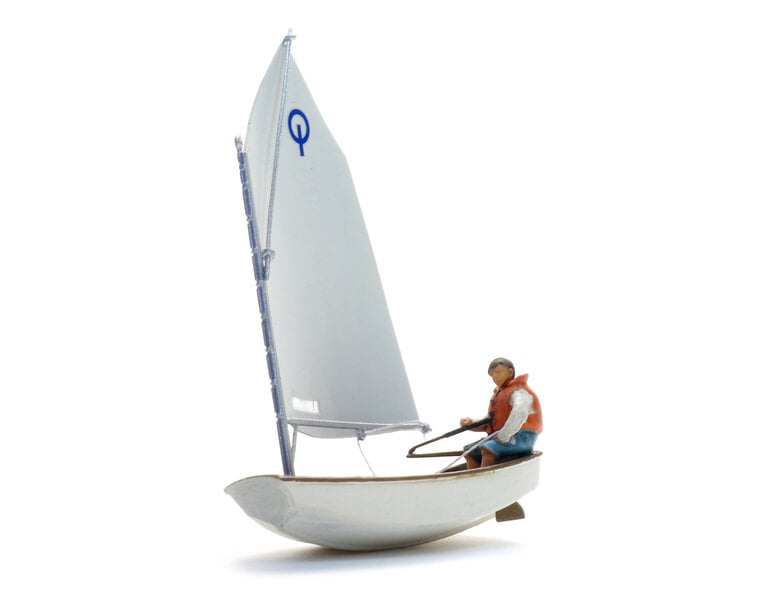 Sailing boat Optimist + figure