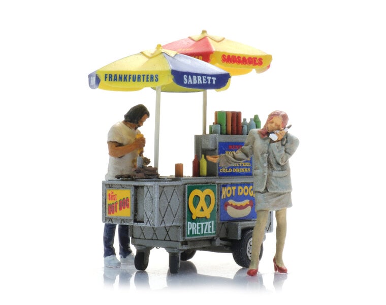 NYC hot dog cart + two figures