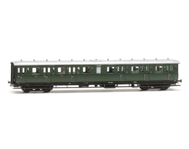 C12c C6450, olijfgroen, alu dak, 3e klasseborden hoog, 1947