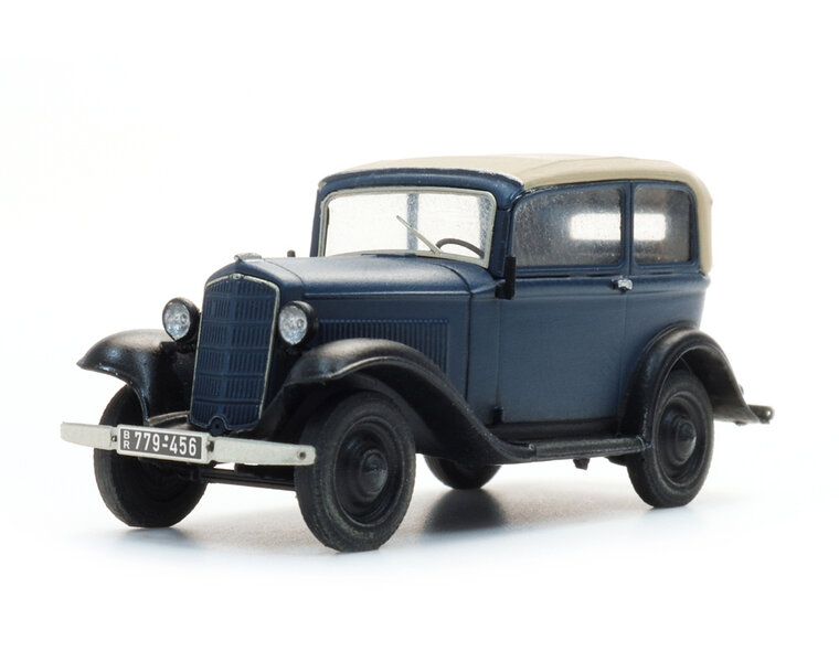 Opel P4  Dach geschlossen, blau