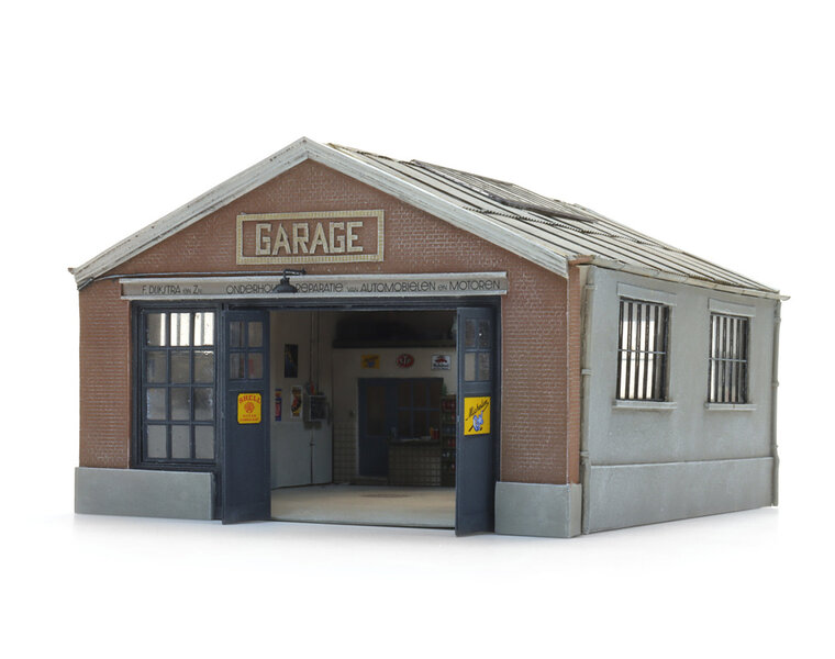 Nederlandse garage met interieur