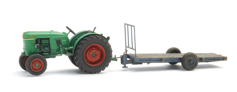 Deutz D30 orchard tractor with trailer