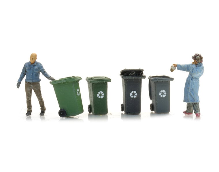 Four wheelie bins