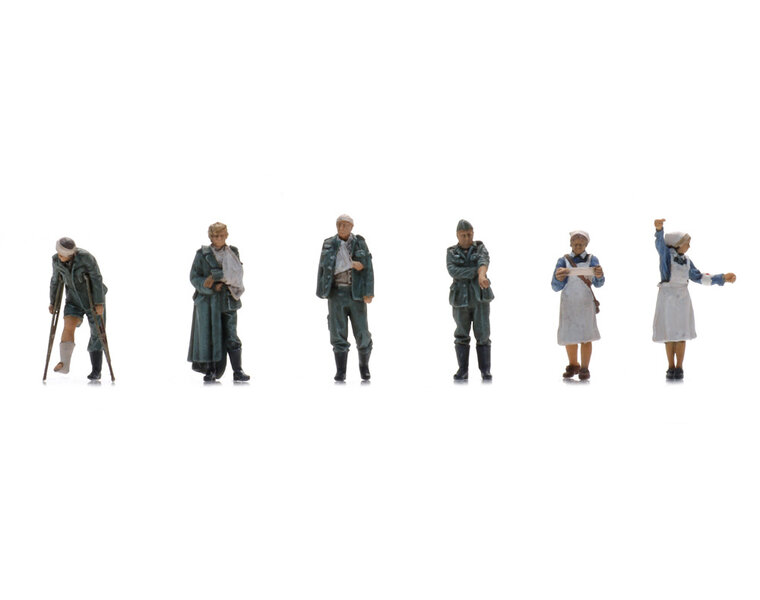 WM wounded soldiers + nurse