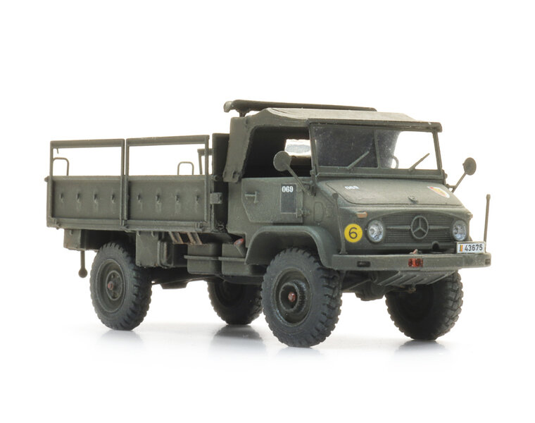 BE Unimog 404s bakwagen open groen