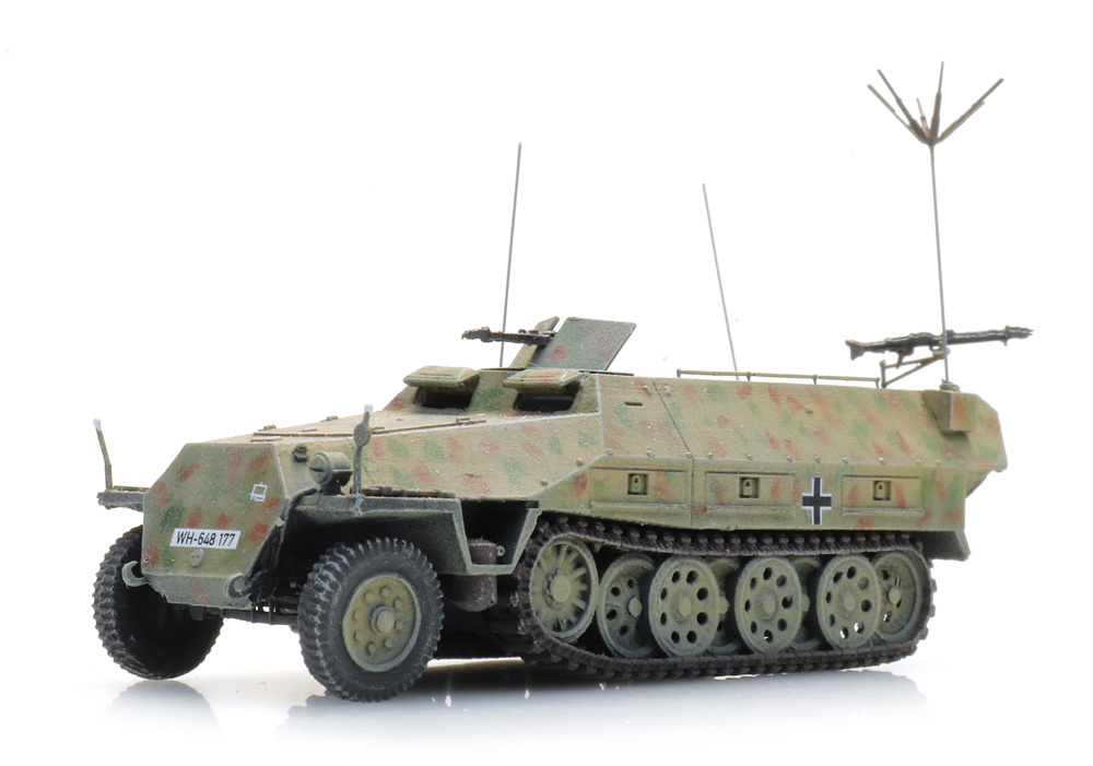 Wehrmacht Sdkfz 251/3 Ausf. D camo