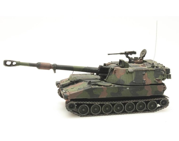 M109 A2 NATO camouflage