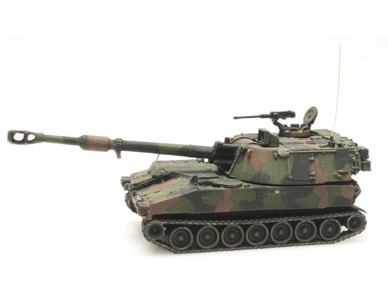 M109 A2 NAVO camouflage