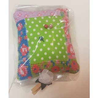 Speldenkussen rechthoekig geborduurd