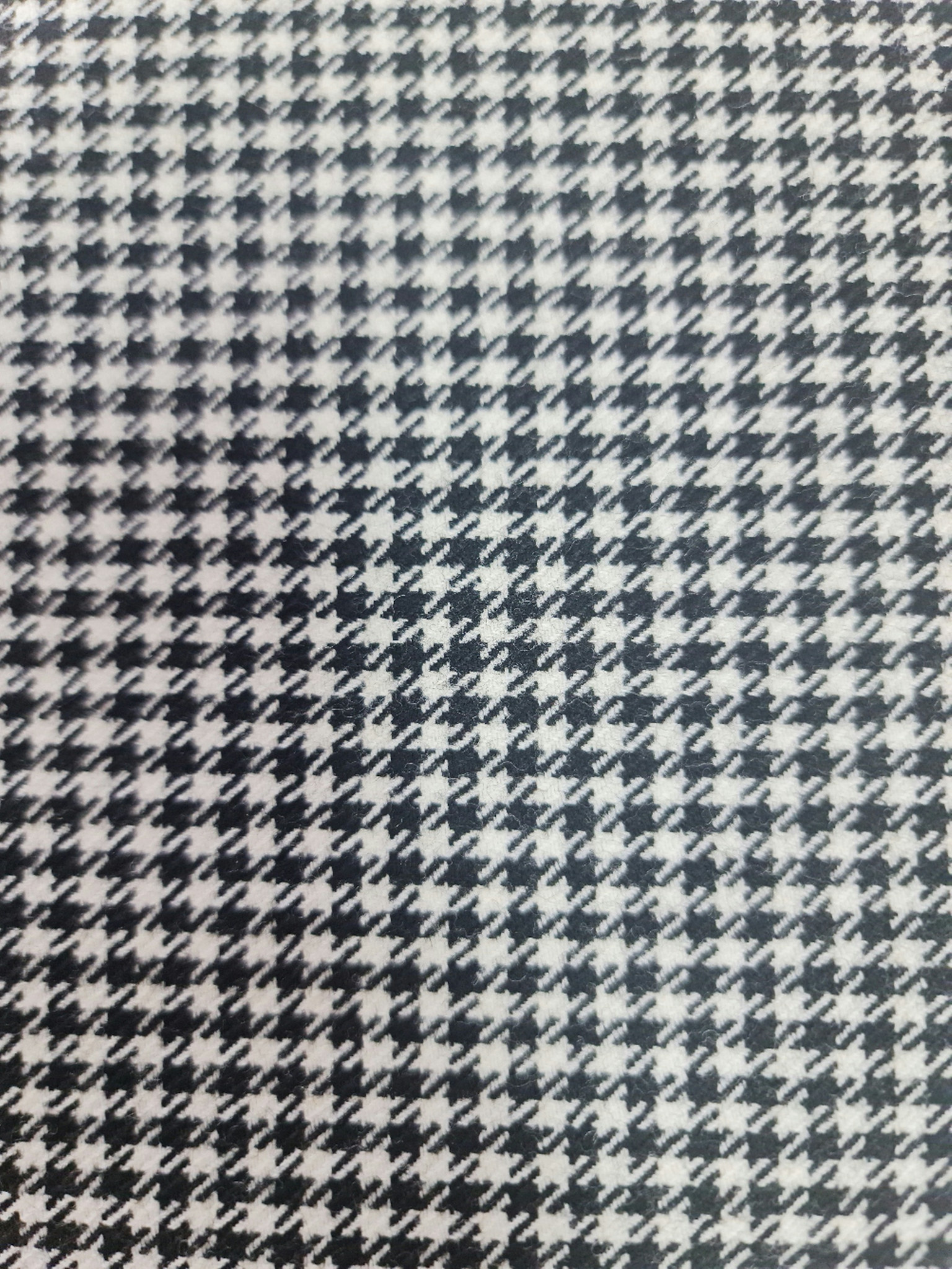 Stof ruitjes houndstooth 1.40 breed per meter