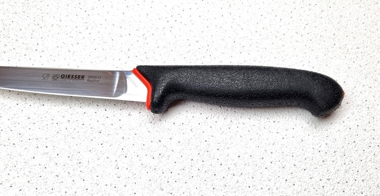 Giesser uitbeenmes 15 cm