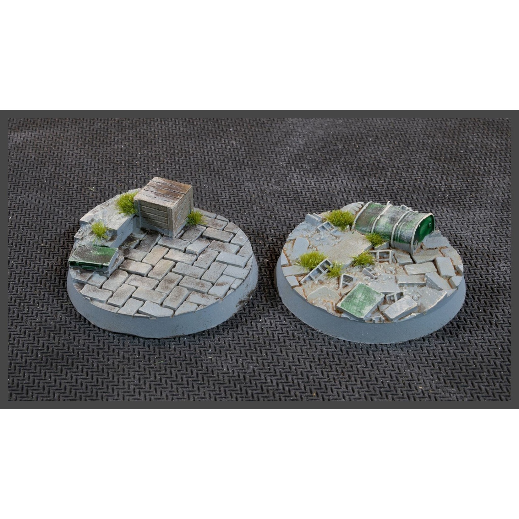 Gamers Grass Urban Warfare Bases Pre-Painted (5x 40mm Round)