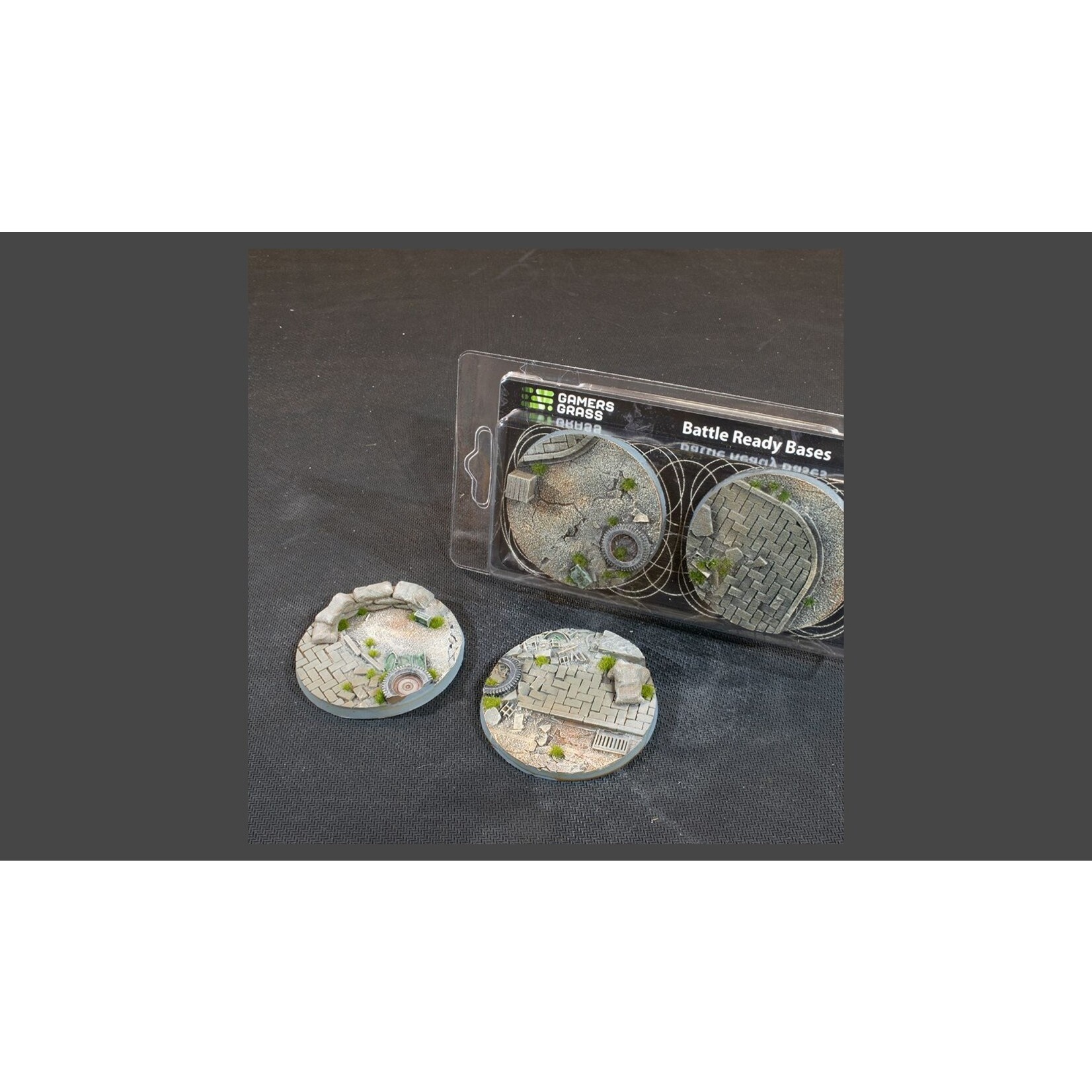 Gamers Grass Urban Warfare Bases Pre-Painted (2x 60mm Round)