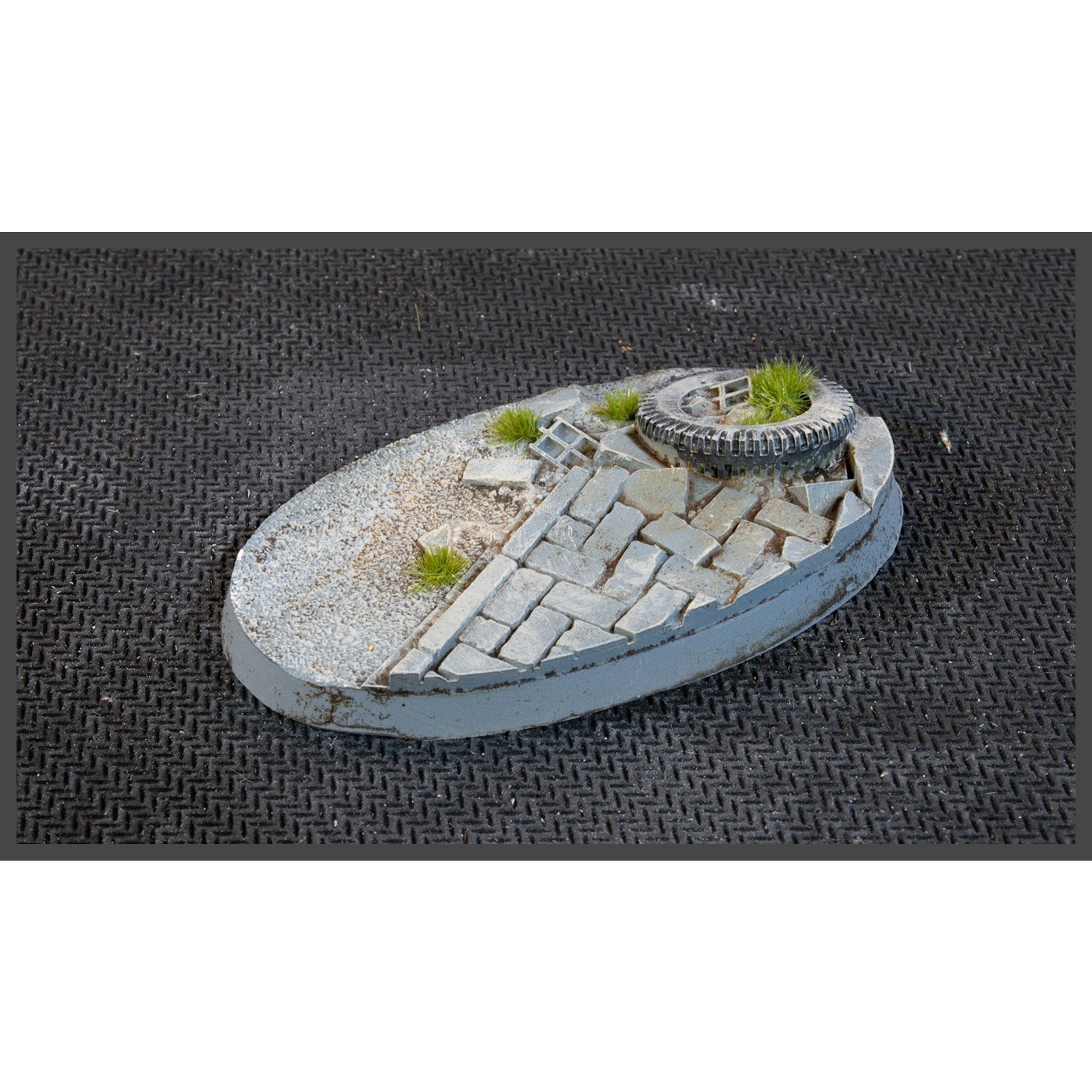 Gamers Grass Urban Warfare Bases Pre-Painted (4x 60mm Oval)