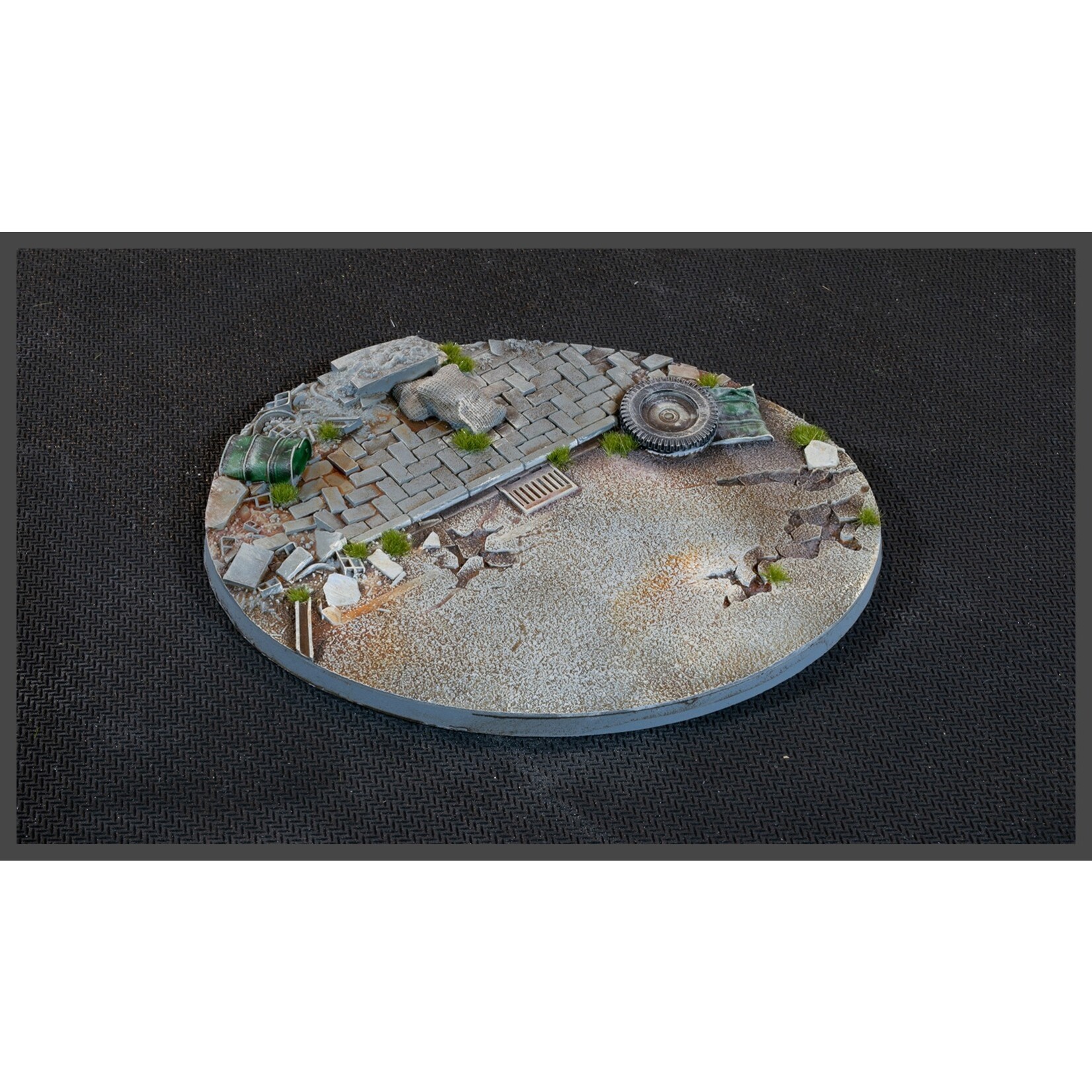 Gamers Grass Urban Warfare Bases Pre-Painted (1x 120mm Oval)