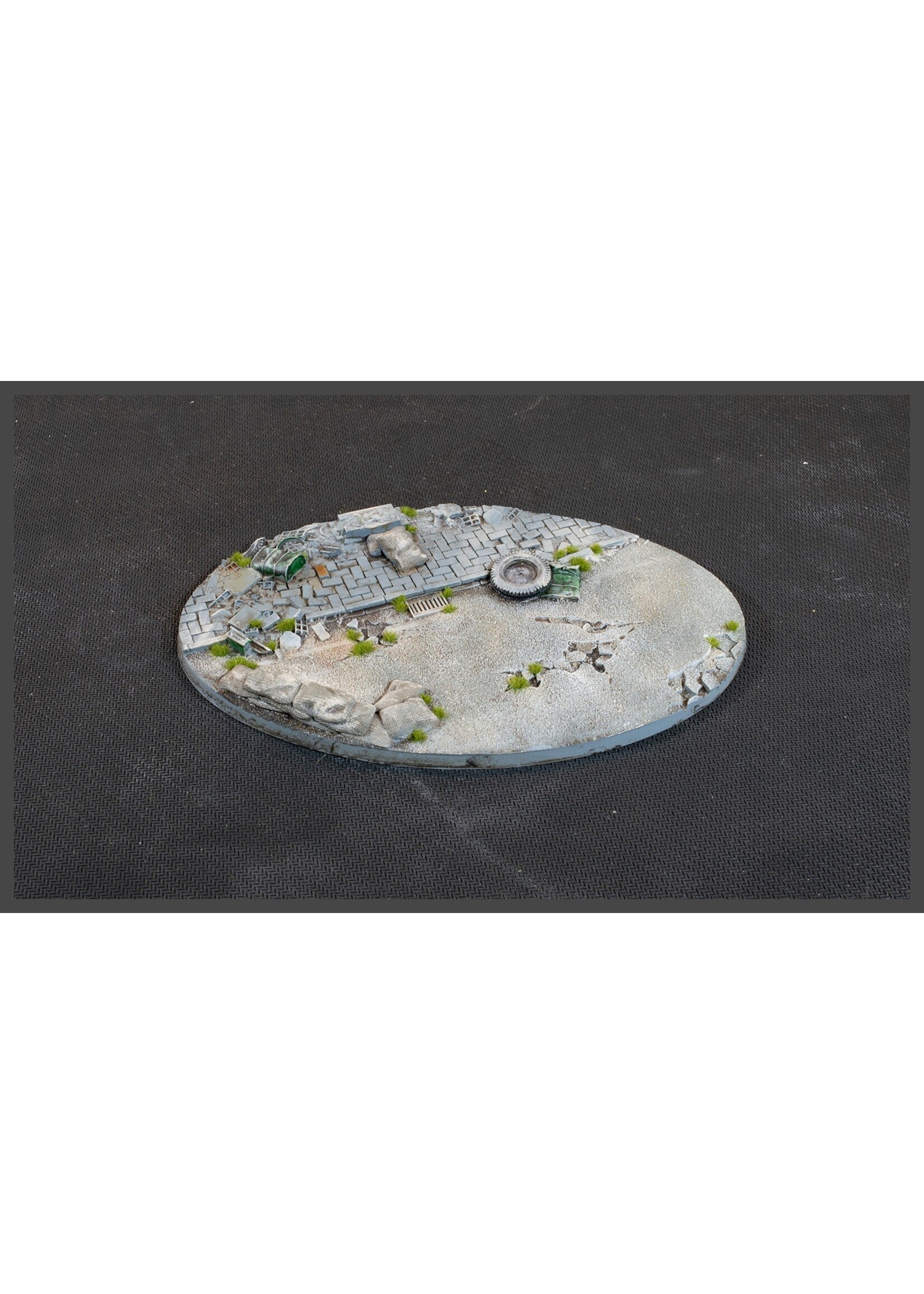 Gamers Grass Urban Warfare Bases Pre-Painted (1x 170mm Oval)