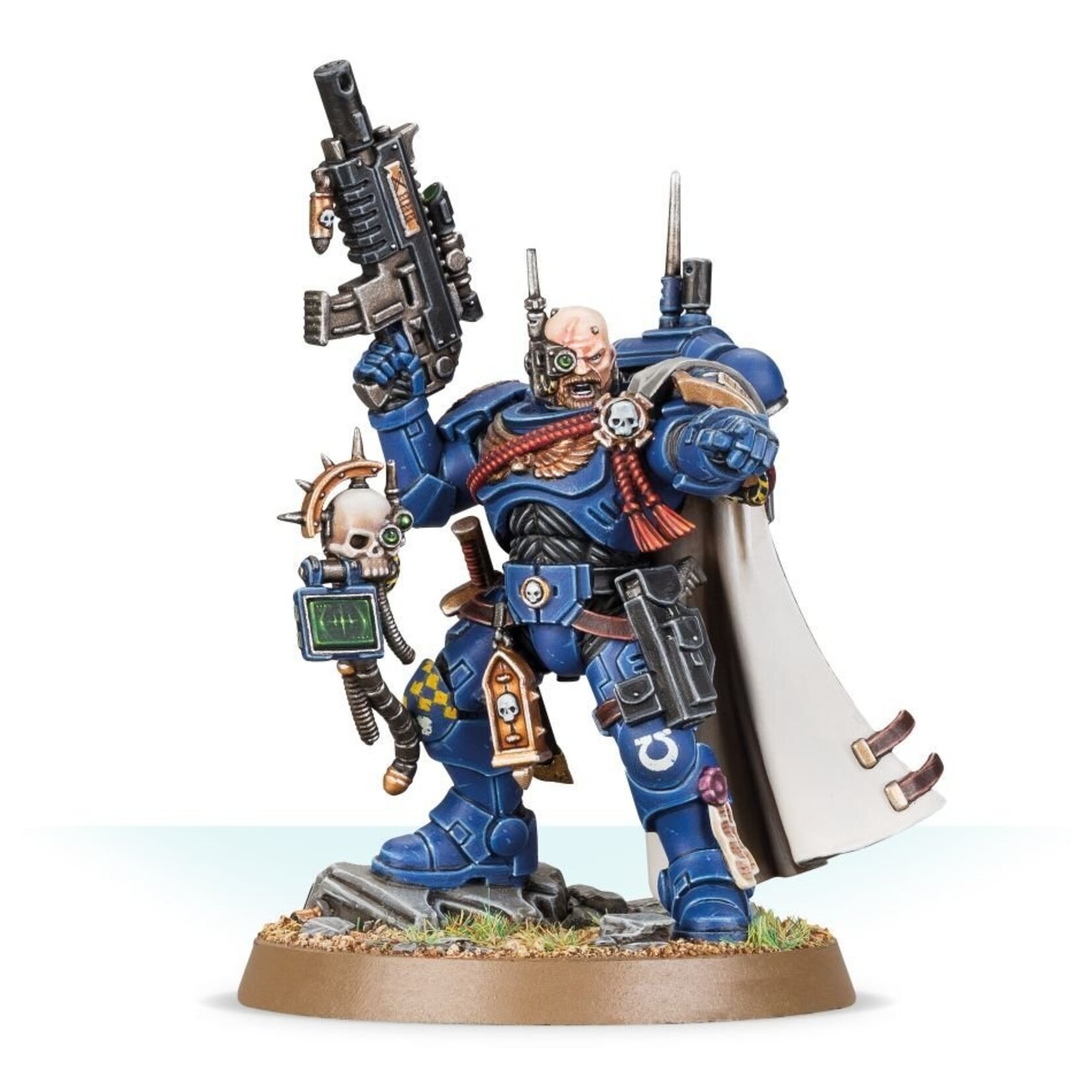 Games Workshop Space Marines Captain in Phobos Armour