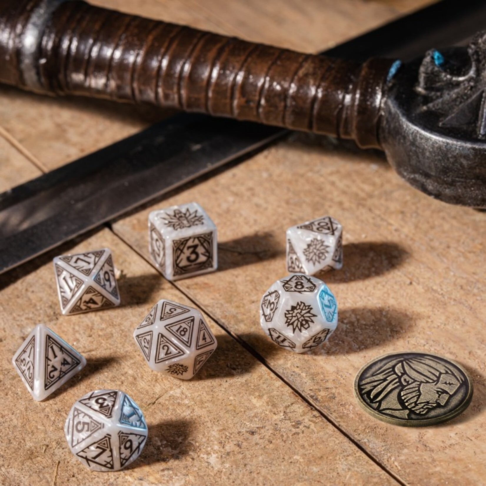 Q-Workshop The Witcher: Geralt the White Wolf Dice Set