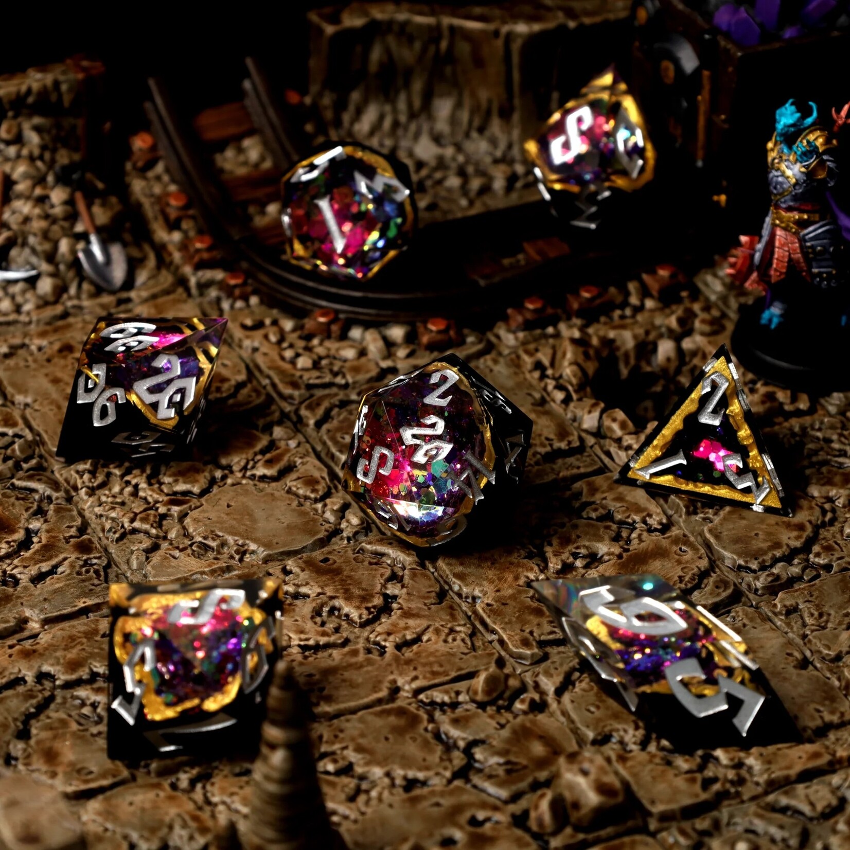 Glass Staff Crit Stones Violet Vein Geode