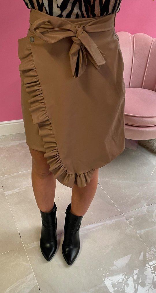 LEATHER LOOK ROUCHE SKIRT CAMEL