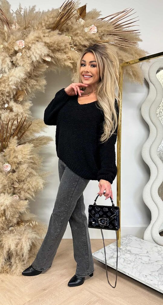 CHLOE TEDDY V SWEAT BLACK