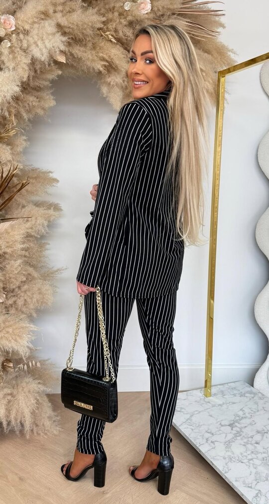 CLASSY STRIPE SET BLACK
