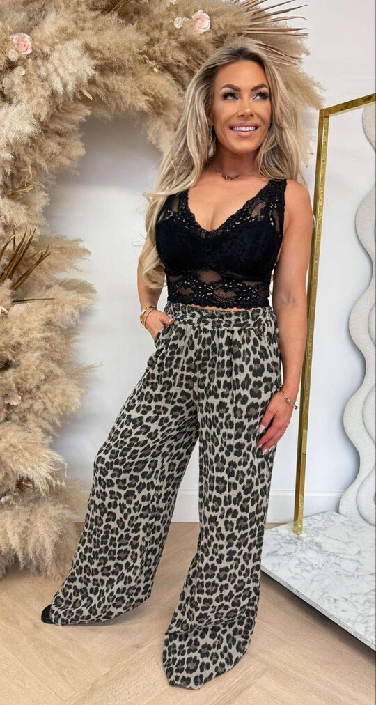 LACE LIV CUP TOP BLACK
