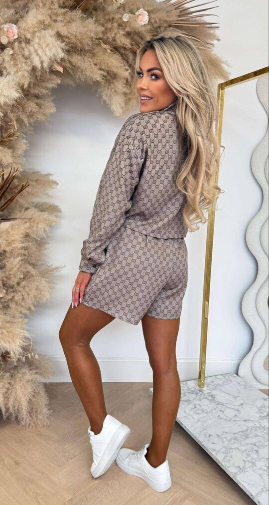 MUSTHAVE NIKKI INSPIRED BLOUSE SET BEIGE