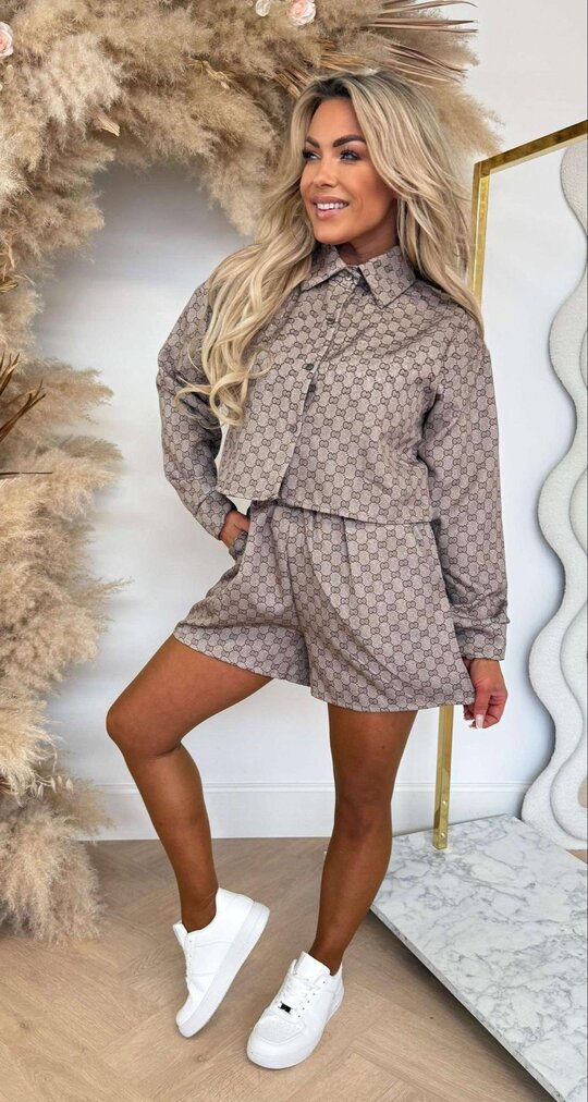 MUSTHAVE NIKKI INSPIRED BLOUSE SET BEIGE