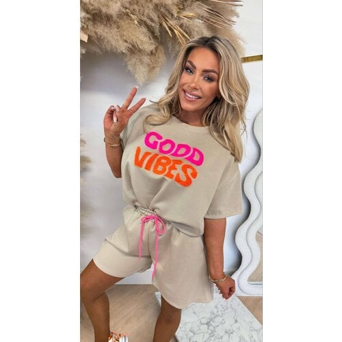 GOOD VIBES SET BEIGE GOOD VIBES SET BEIGE