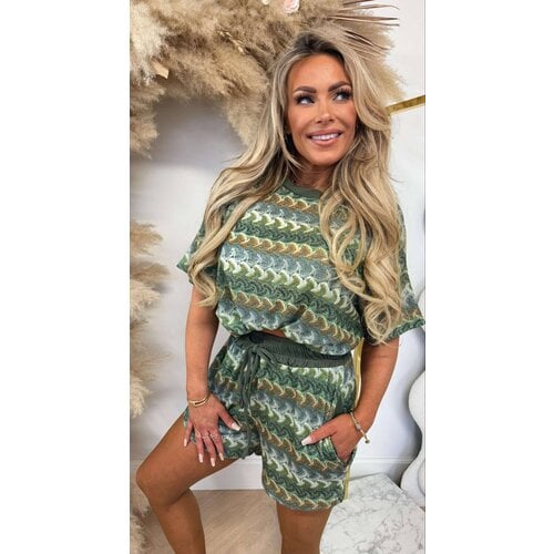 MISSIE SHINE SET TOP + SHORT NEWGREEN MISSIE SHINE SET TOP + SHORT NEWGREEN