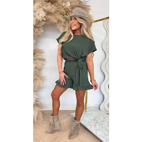 STRIK RUFFLE SET TOP + SHORT ARMYGREEN STRIK RUFFLE SET TOP + SHORT ARMYGREEN