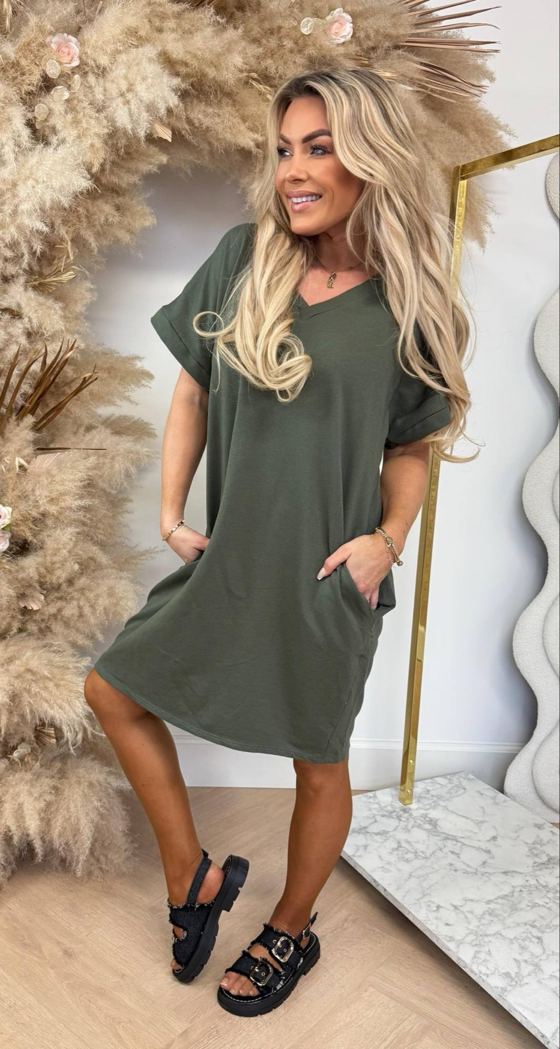 V NECK DRESS ARMYGREEN