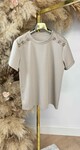 BUTTON TEE BEIGE