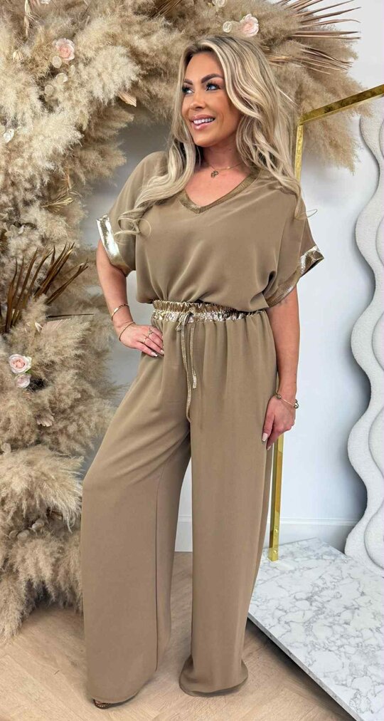 GOLDY V SET CAMEL