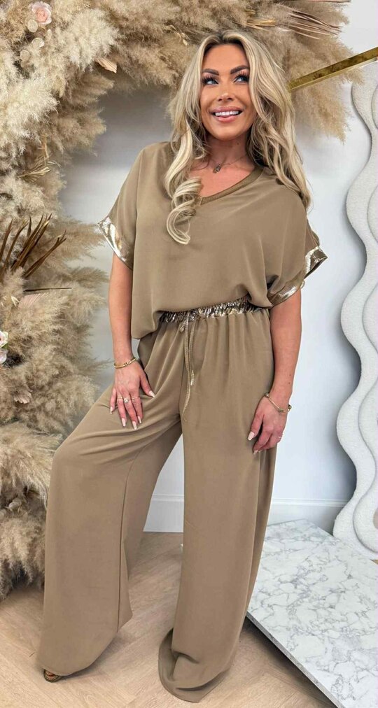 GOLDY V SET CAMEL