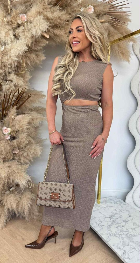 CUT OUT DRESS BEIGE