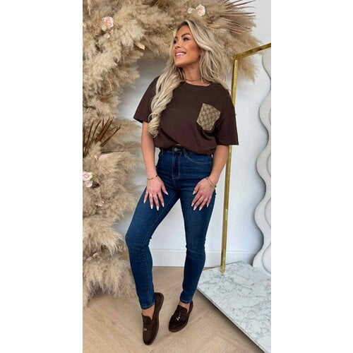 GUC POCKET T-SHIRT 5229 CHOCO GUC POCKET T-SHIRT 5229 CHOCO