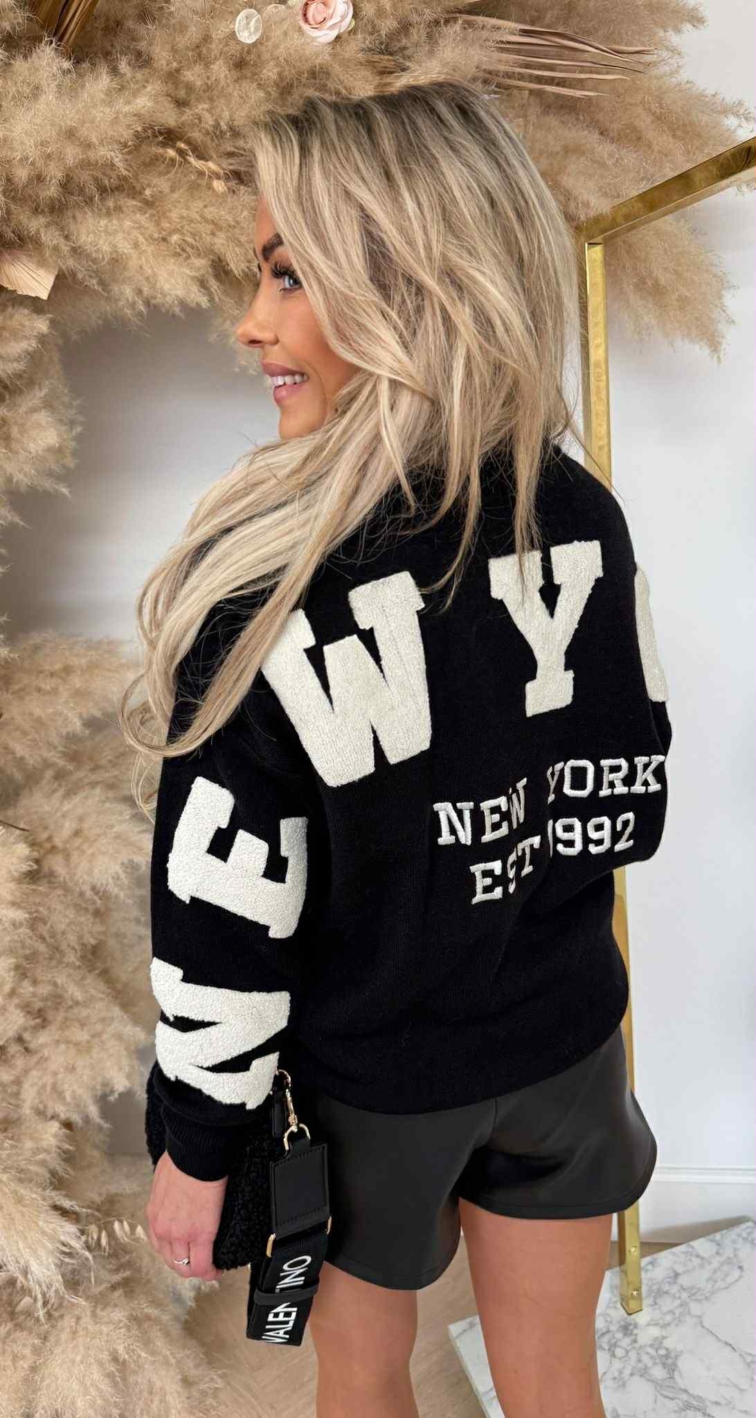 NEW YORK TEDDY TEKST SWEAT 180 BLACK