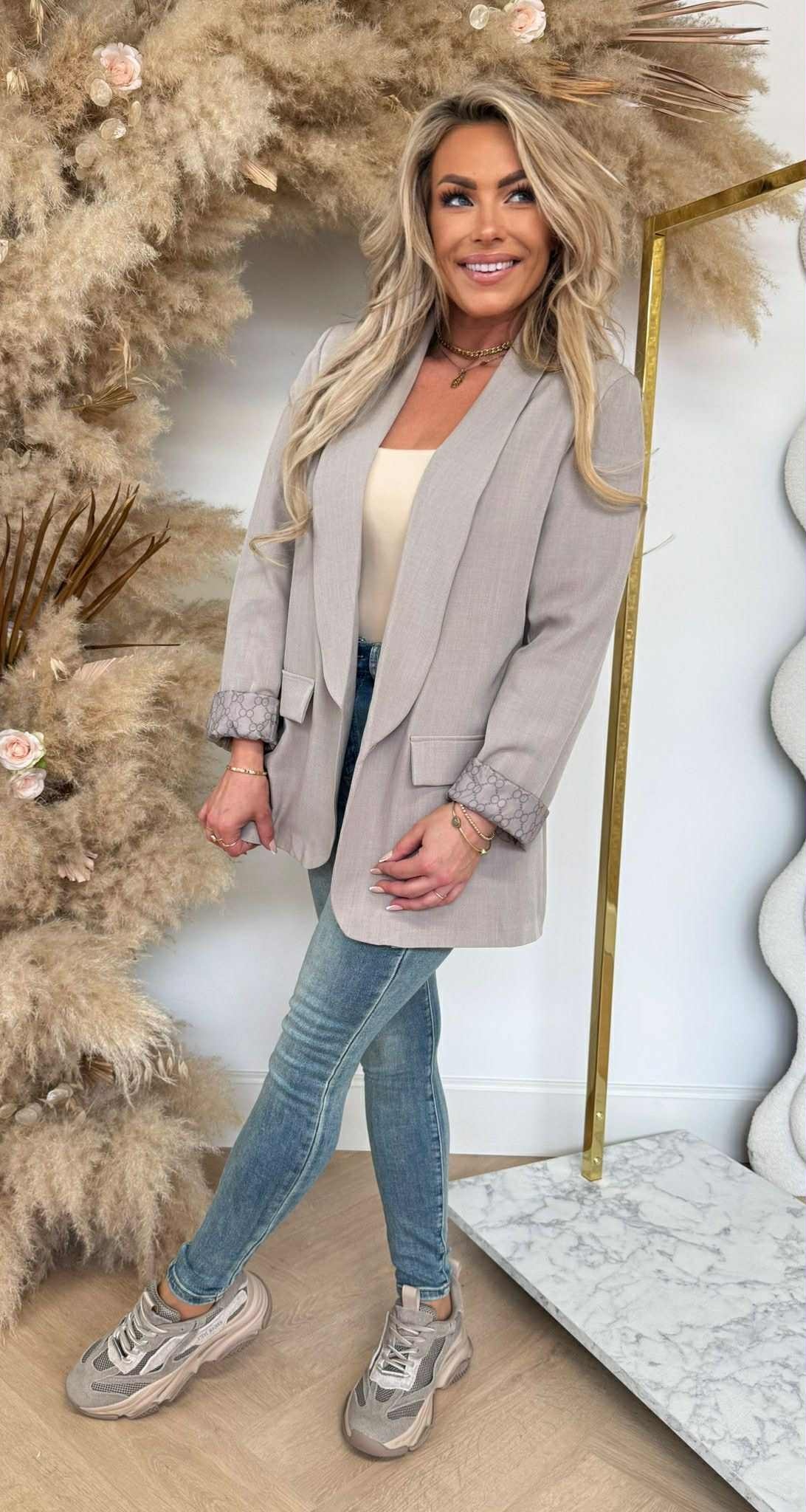 CIRCLE INPSIRED BLAZER BEIGE
