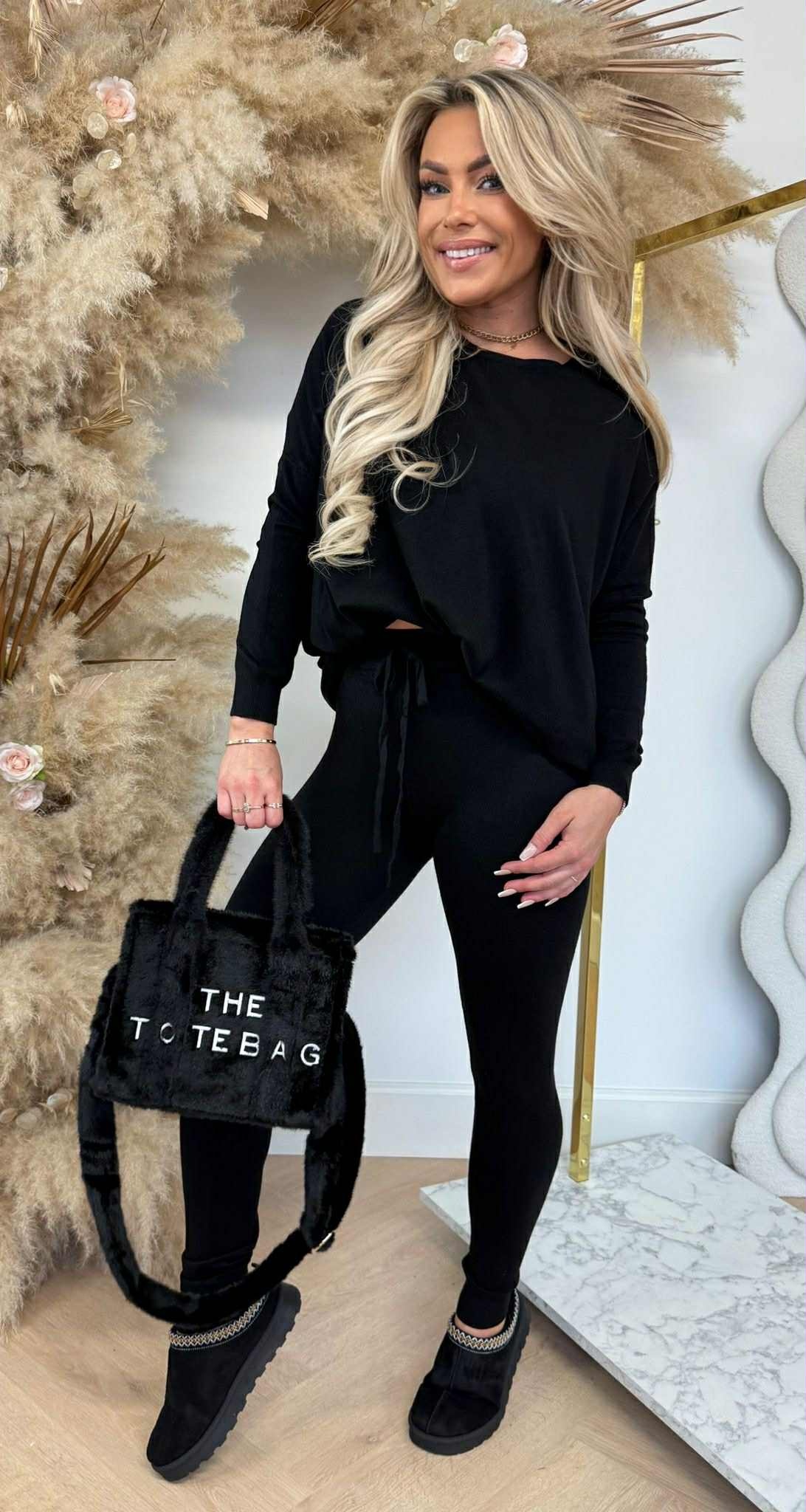 COMFY OVERSIZED PAK 9818 BLACK COMFY OVERSIZED PAK 9818 BLACK