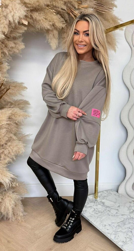 PATCH DRESS TAUPE