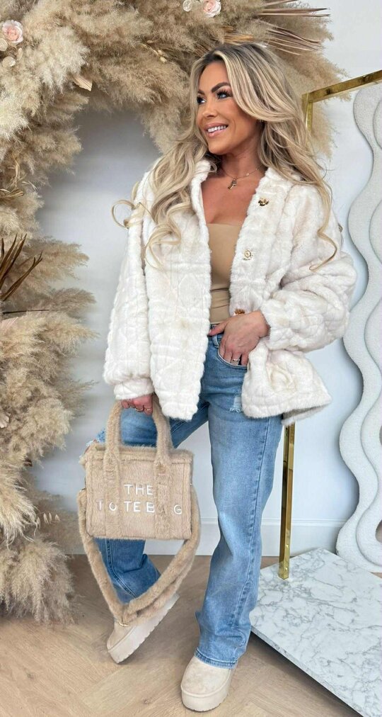 FAKE FUR CAPUCHON JACKET 1097 BEIGE FAKE FUR CAPUCHON JACKET 1097 BEIGE