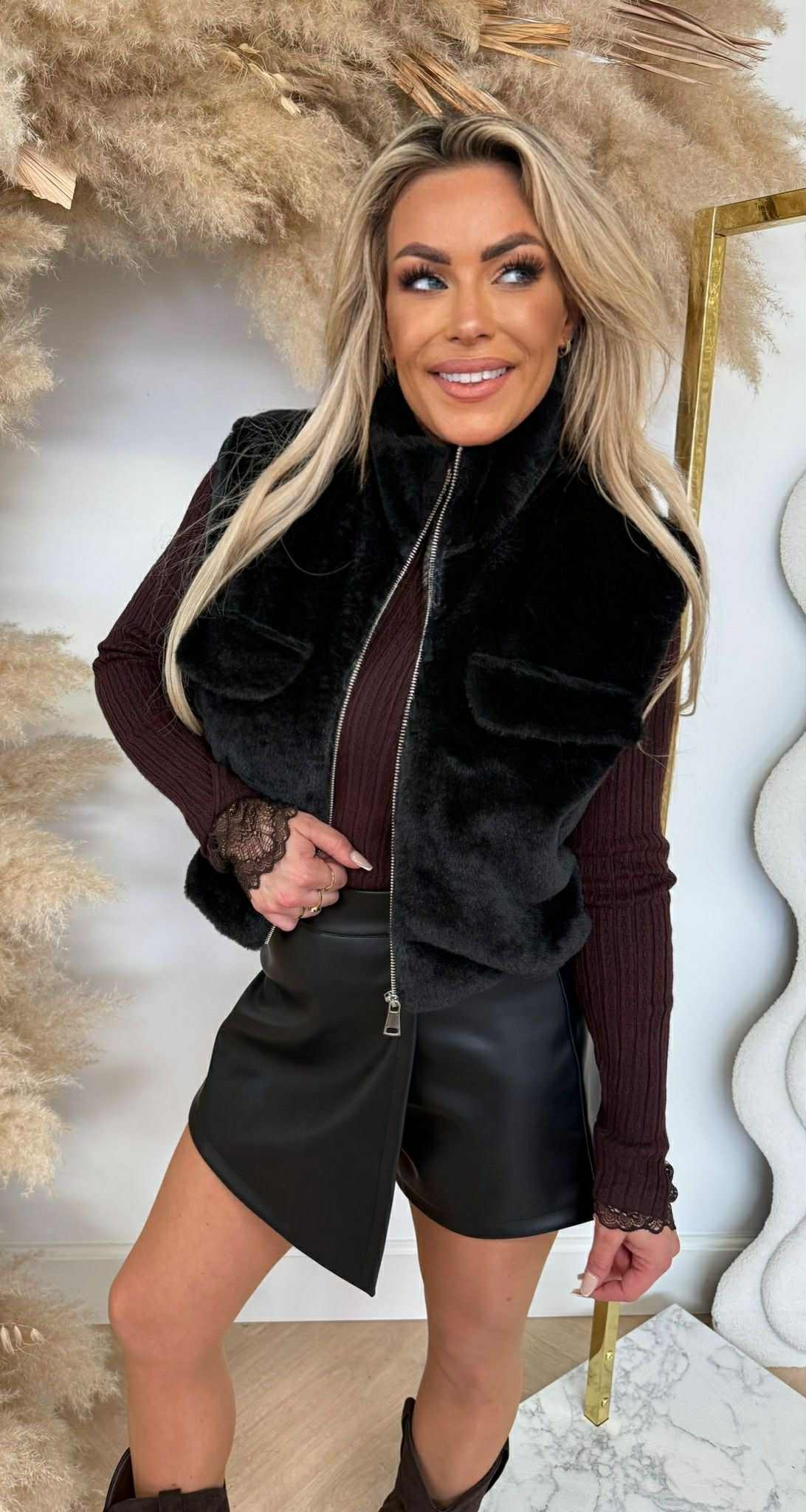 FAUX FUR ZIP BODYWARMER BLACK