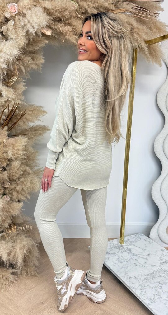 COMFY 2 PIECE SET 9819 BEIGE COMFY 2 PIECE SET 9819 BEIGE