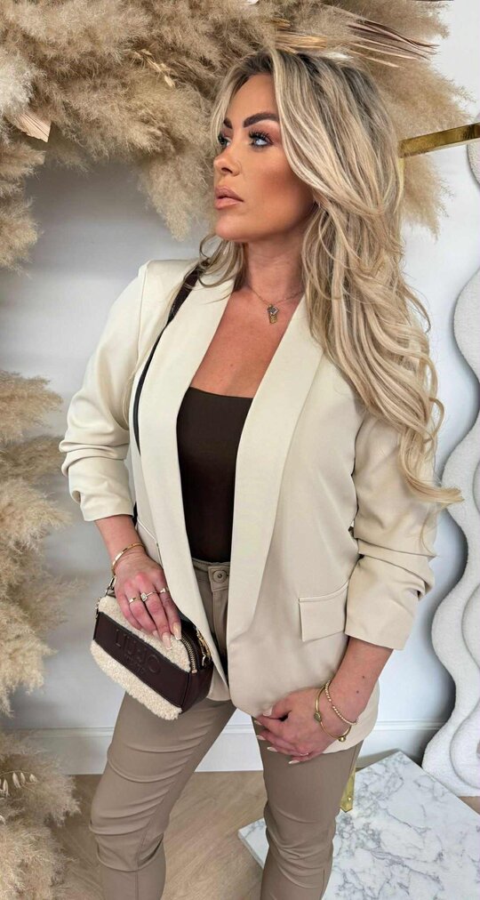 MUSTHAVE CROPPED MOUW BLAZER LIGHTBEIGE