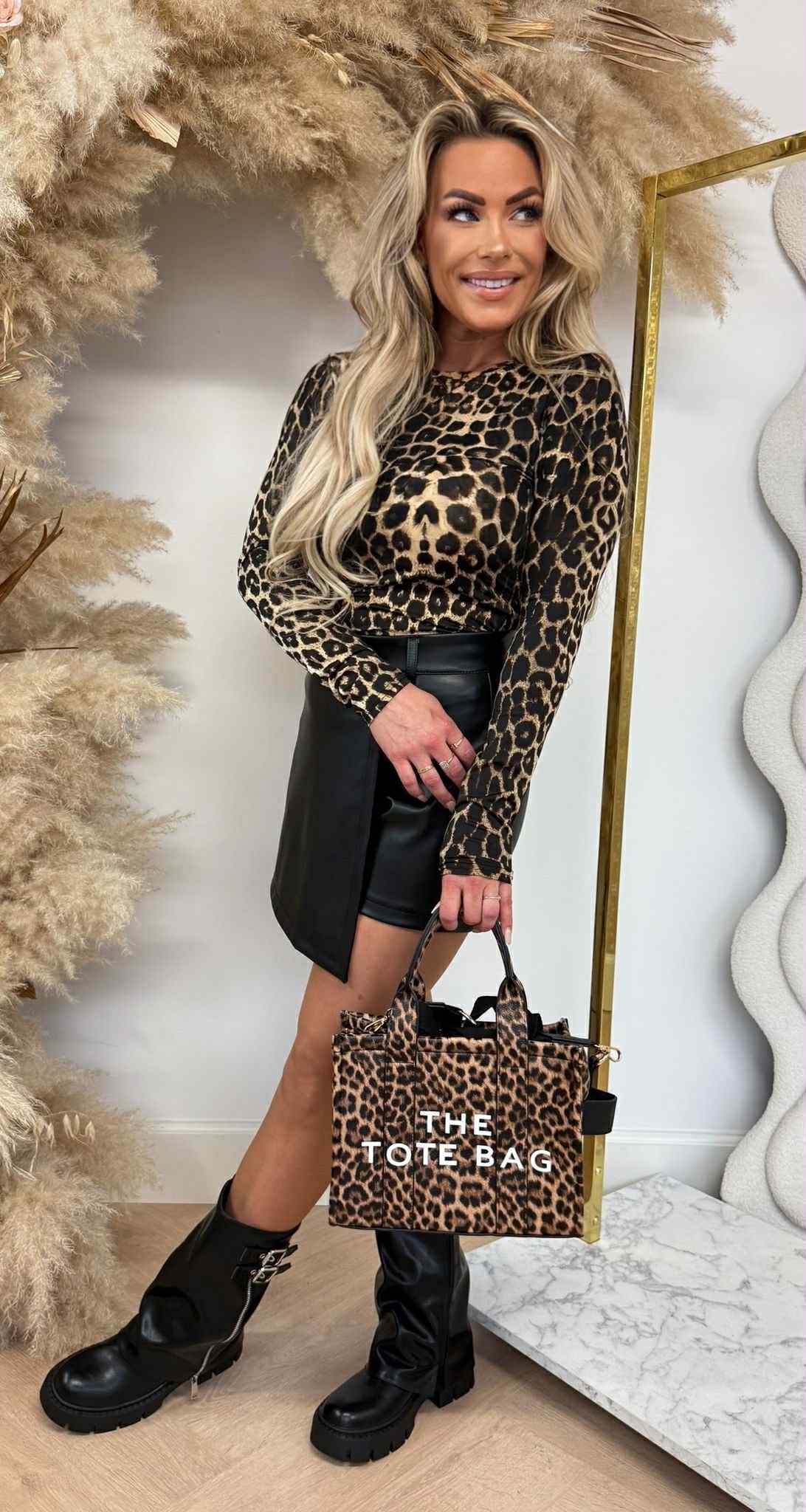 BY SWAN BASIC TRAVEL BODY 6677 LEOPARD BY SWAN BASIC TRAVEL BODY 6677 LEOPARD