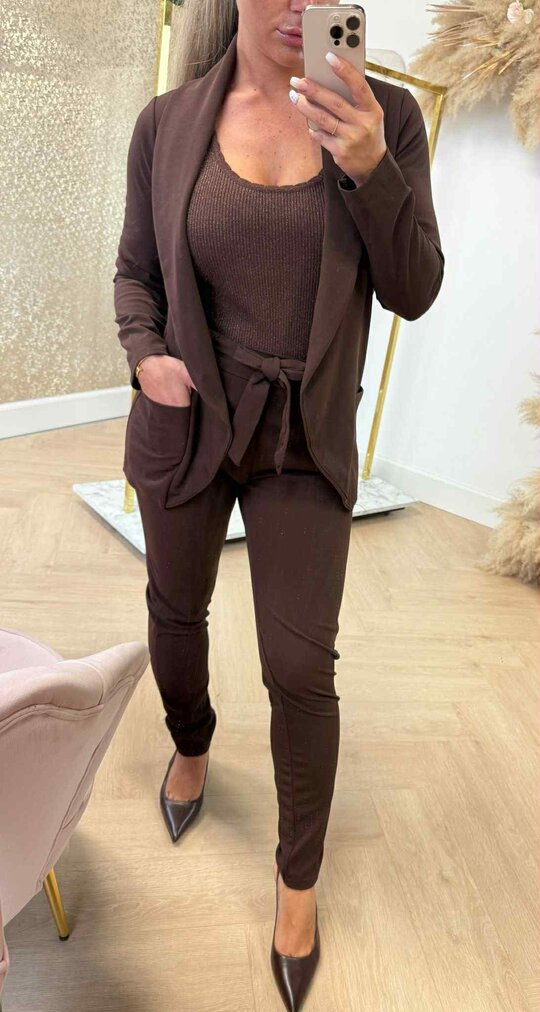 CLASSY SUIT CHOCO
