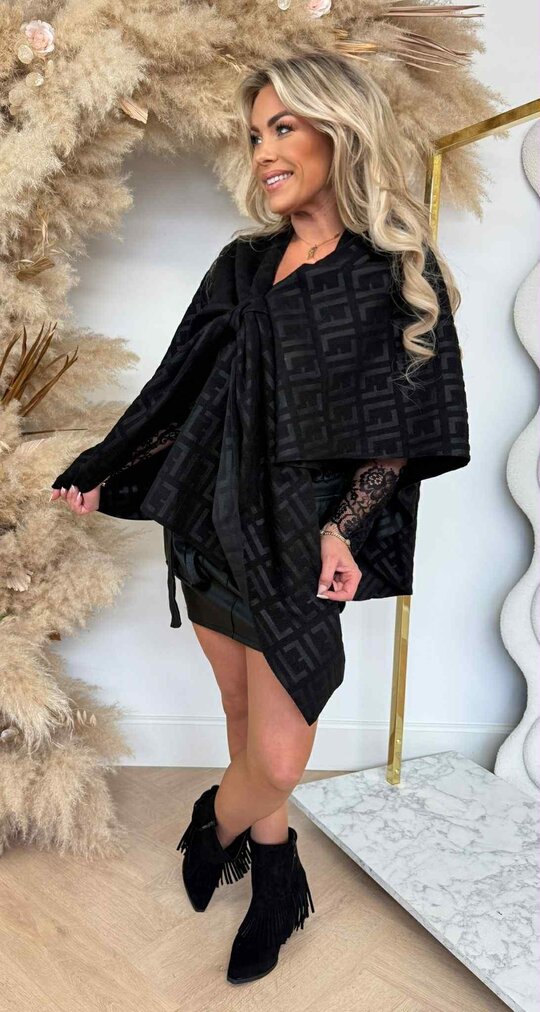 LOGO PONCHO BLACK